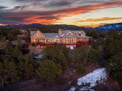 568 Camino Tierra Alta, Santa Fe, NM, 87501