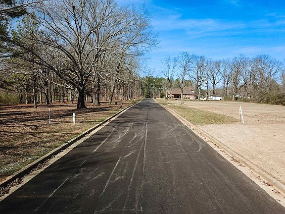 5th image of 3 Northtowne Dr #3
