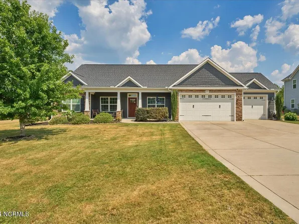 255 Brightleaf Drive, Carthage, NC 28327