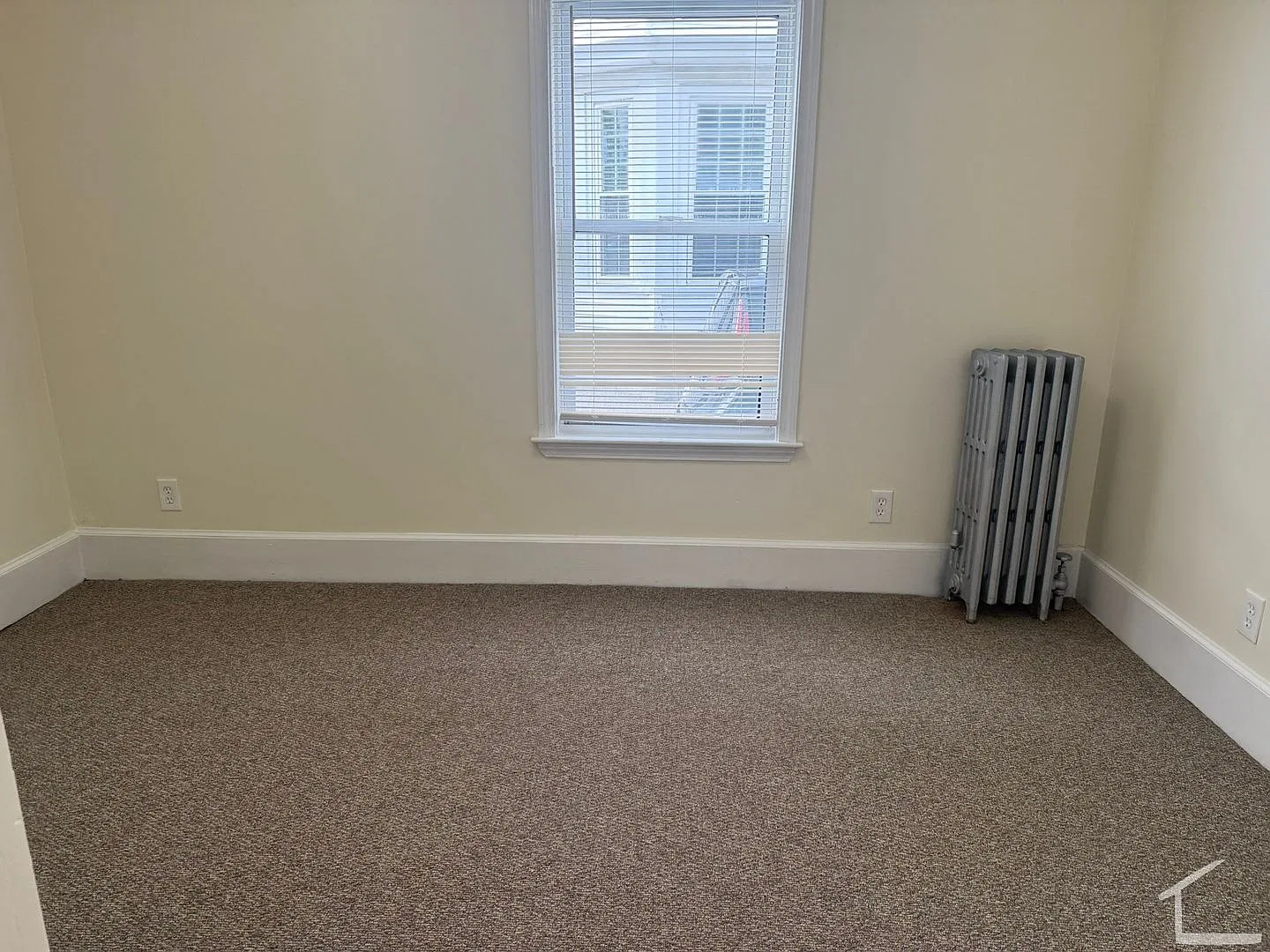 Studio w/ Heat & Hot Water Included — Photo 3