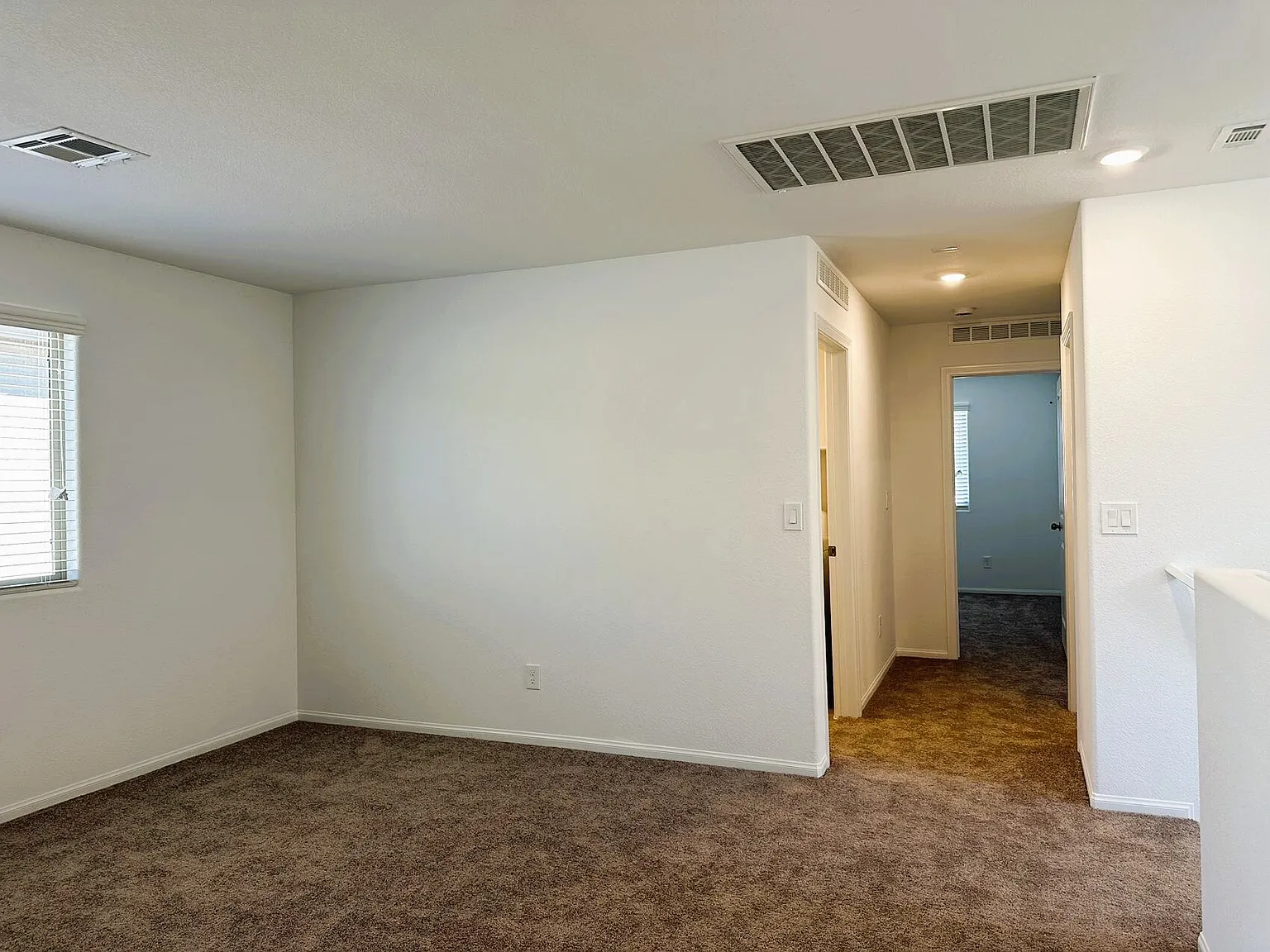 Dewey Drive - 7631 - 1 — Photo 4