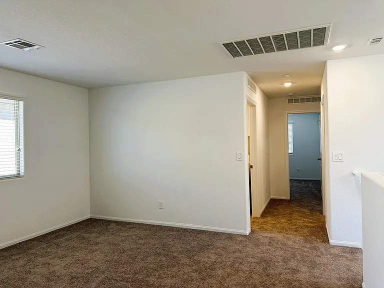 7631 Dewey Dr — Photo 12