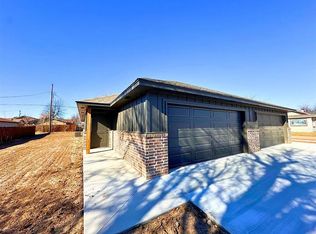 1402 S Jensen Ave #1402, El Reno, OK 73036