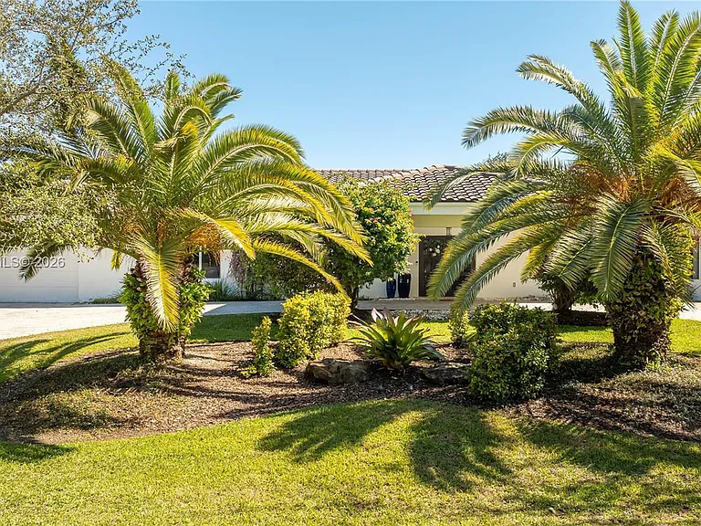 13303 SW 58th Ave — Photo 3