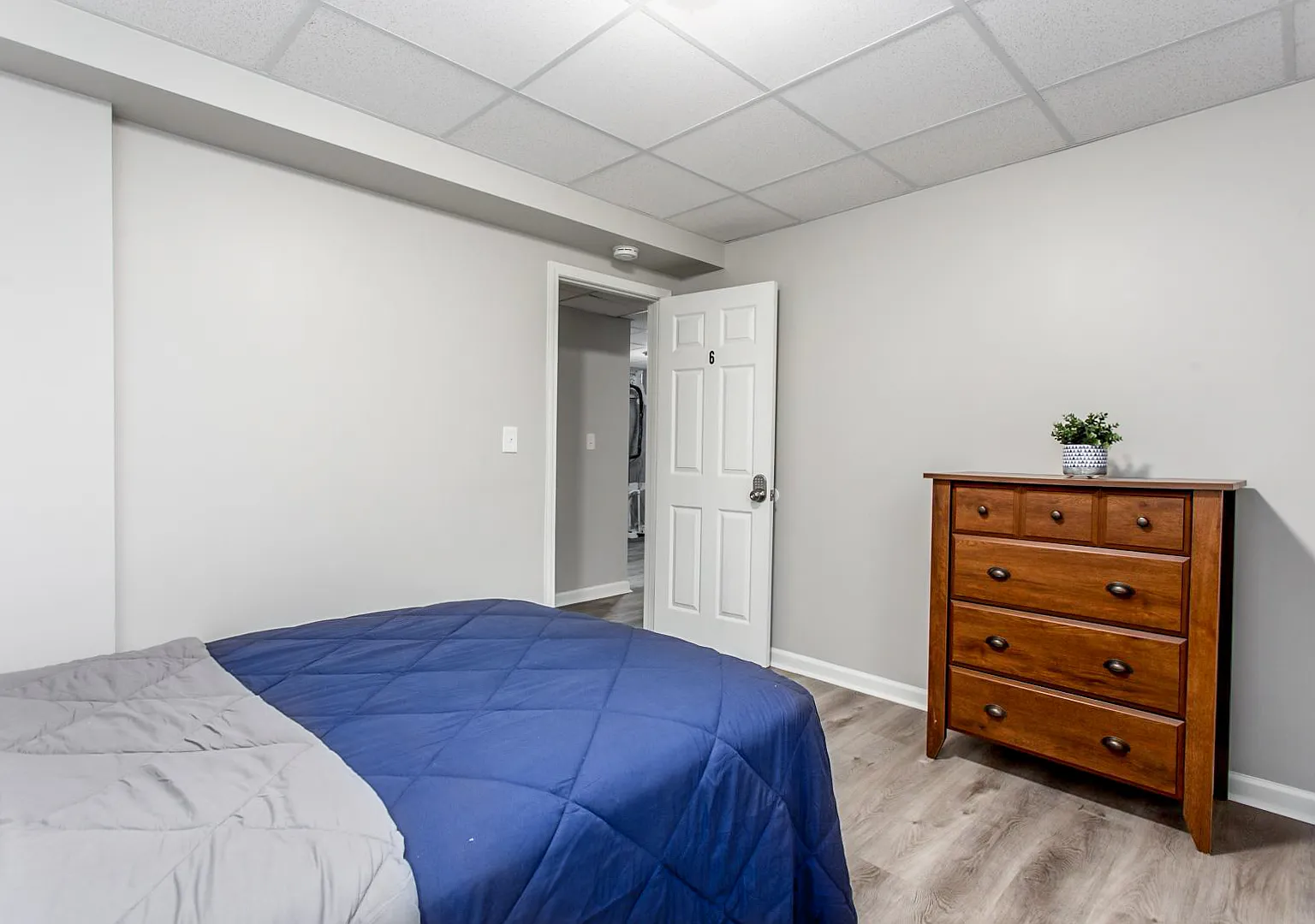 4 bed, 3.0 bath, 1958 sqft, $815 — Photo 2