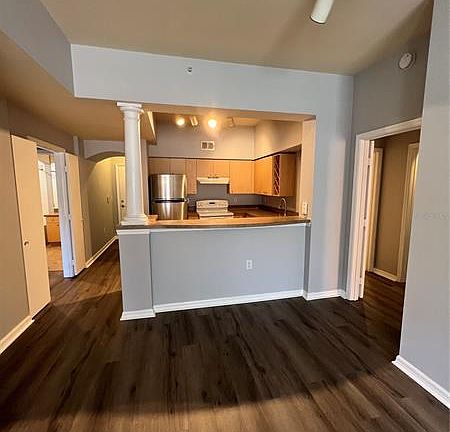 2nd image of 100 4th Ave S APT 228