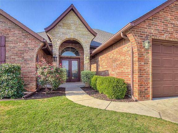 4th image of 17301 Serrano Dr