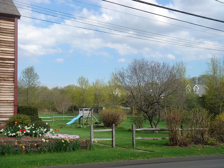 56 Williams Rd — Photo 13