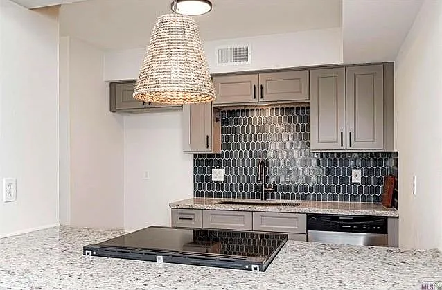 5110 Butter Creek Ln — Photo 4