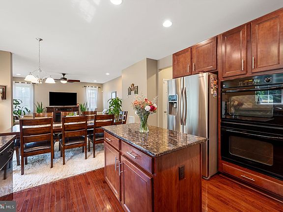 4th image of 2060 Taylor Grace Ct