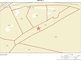 99999 Atherton Way, Asheville, NC 28803