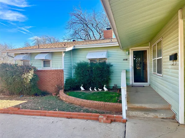 1361 S Pioneer Dr, Abilene, TX 79605