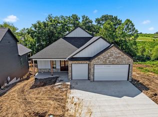 5224 Whisper Dr, Columbia, MO 65203