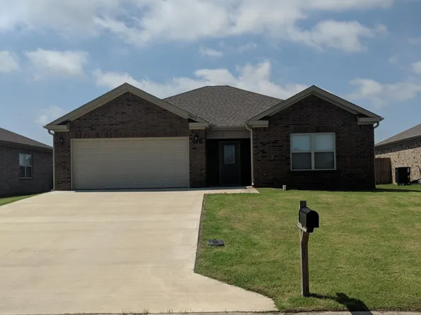 3867 Saddlecrest Dr, Jonesboro, AR 72404