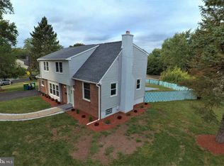 2137 Shetland Dr, Warrington, PA 18976