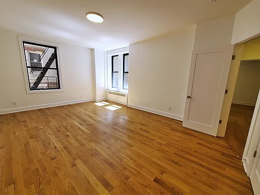 Rented by Rachel Realty | media 19