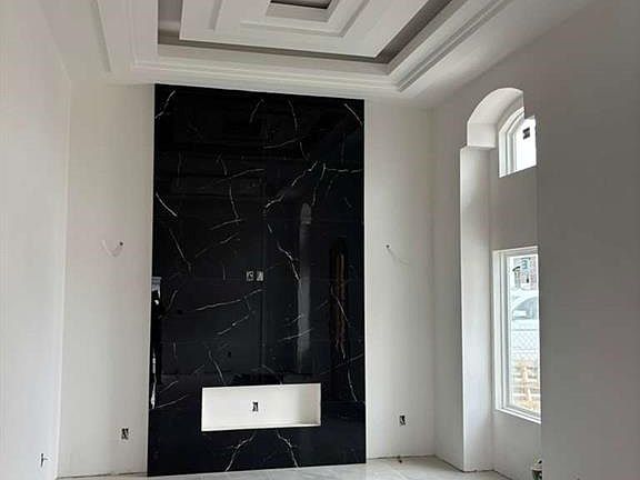 2nd image of 5500 Riley Ave