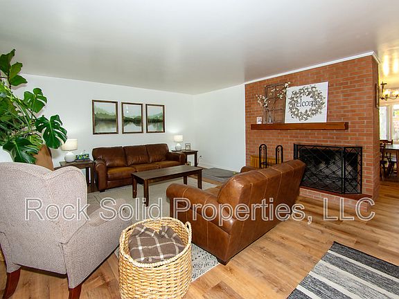 3rd image of 5512 Frederick Dr