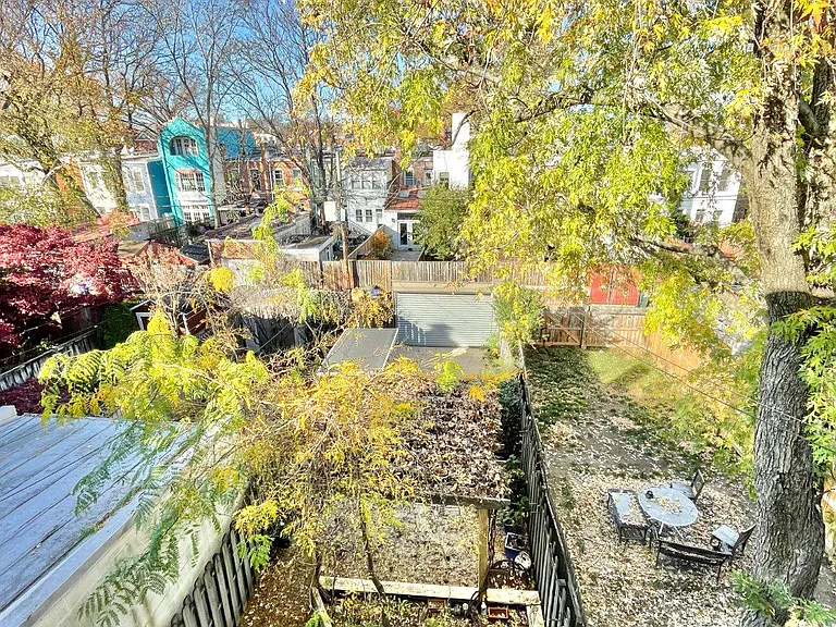 1228 C St SE — Photo 24