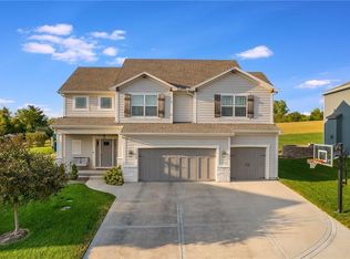 13530 NW 73rd St, Parkville, MO 64152