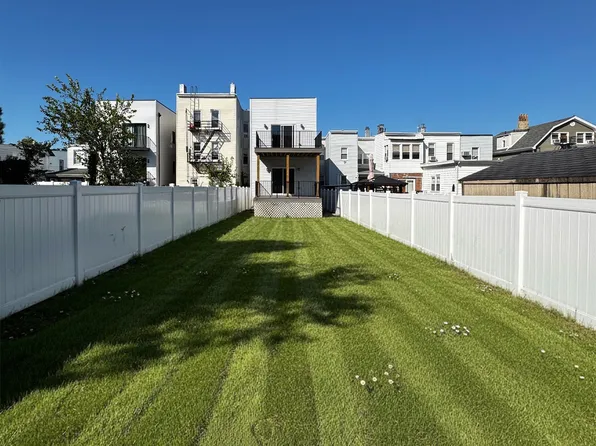 29 Carlton Avenue image 5 of 32