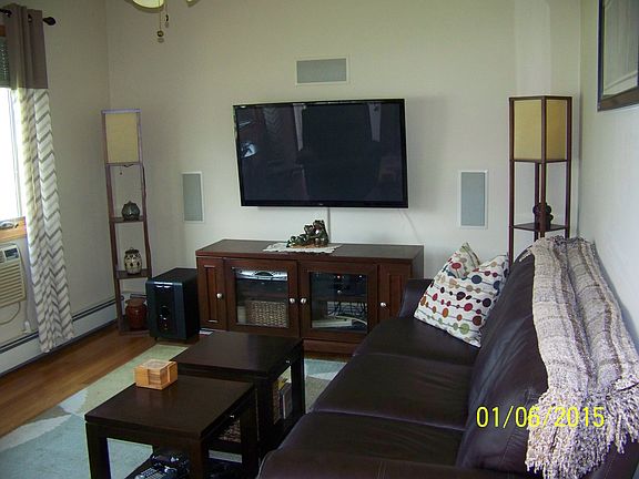4th image of 400 Glen Dr