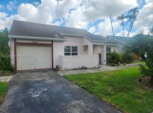 11711 NW 35th St, Sunrise, FL 33323