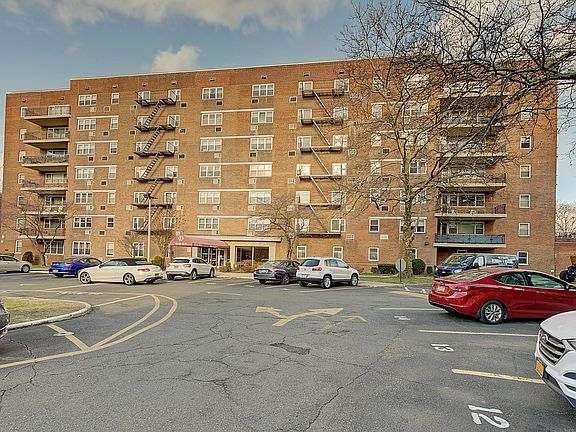 2nd image of 151-25 88th St #4L