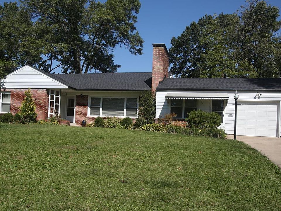 1st image of 651 Applewood Dr