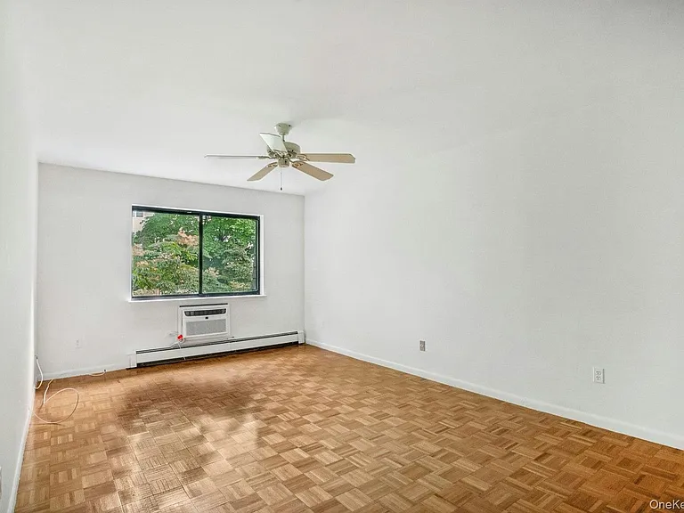 500 Central Park Ave #145 — Photo 12