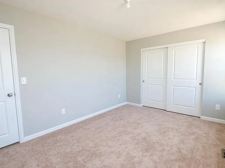 7861 Oldham Dr — Photo 7