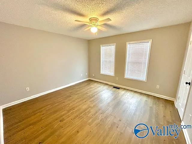 119 Crescent Cir #119 — Photo 15