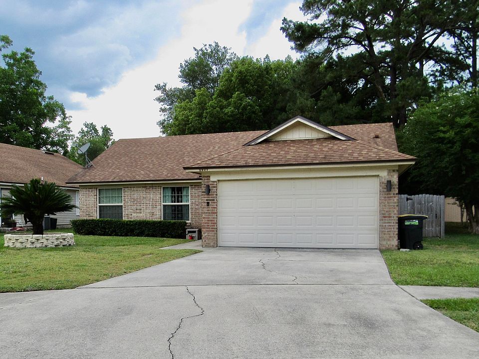 1st image of 3927 Victoria Landing Dr N