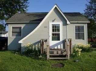 203 W Arlington Ave, North Judson, IN 46366