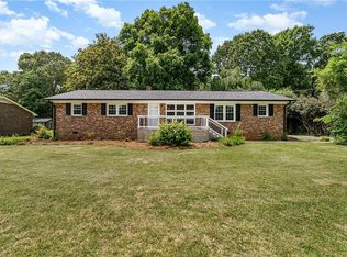 208 Holly Hill St, Ramseur, NC 27316