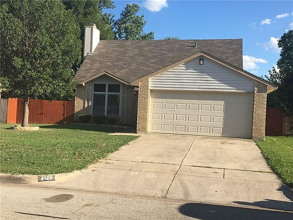 2nd image of 4120 Huckleberry Dr