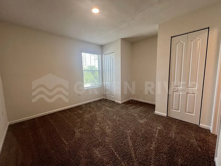 294 Aralia Ln — Photo 32