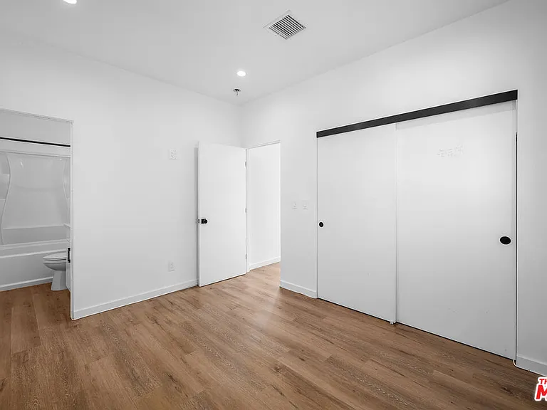 2646 Westwood Blvd — Photo 37
