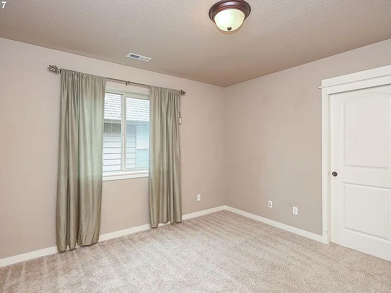 6146 NE Ridgestone Ct — Photo 19