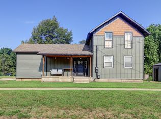 48 Ferry St, Prophetstown, IL 61277