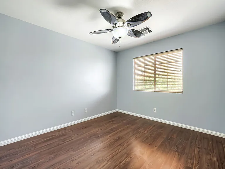 10381 Sleeping Sun Ct — Photo 13