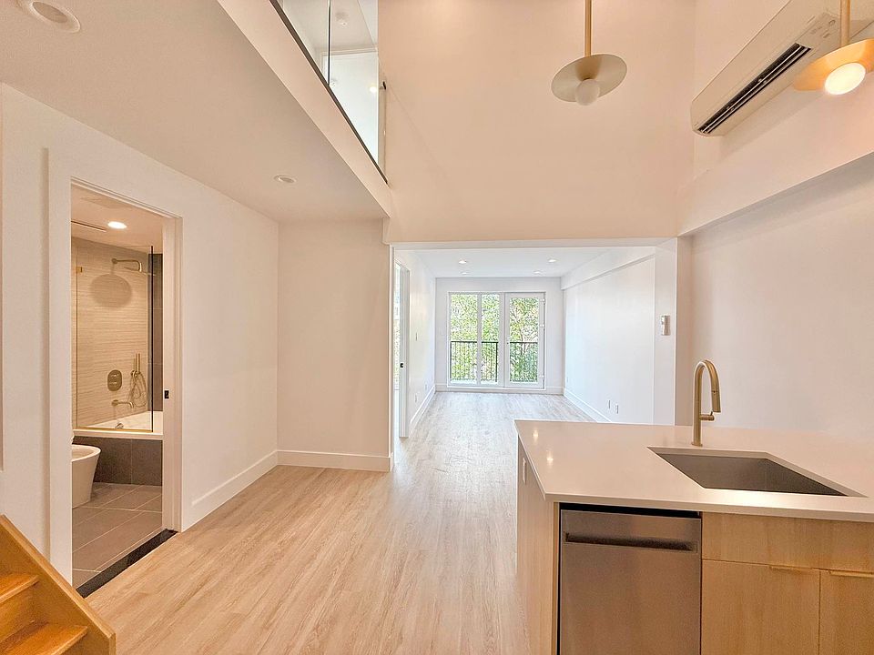 1st image of 78 Beaver St #3A