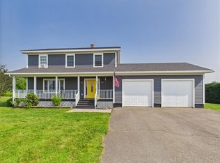 15 Superior Dr, Caribou, ME 04736