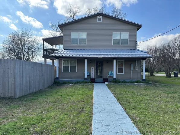 605 N 2nd Ave, Marietta, OK 73448