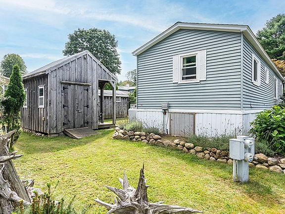 3rd image of 465-72 Gardiner Rd