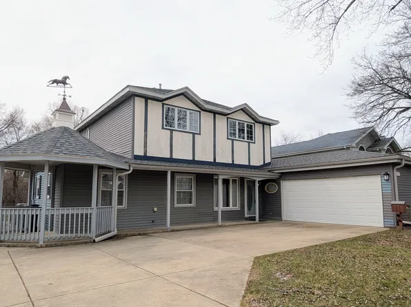 709 W Kenilworth Ave, Palatine, IL 60067