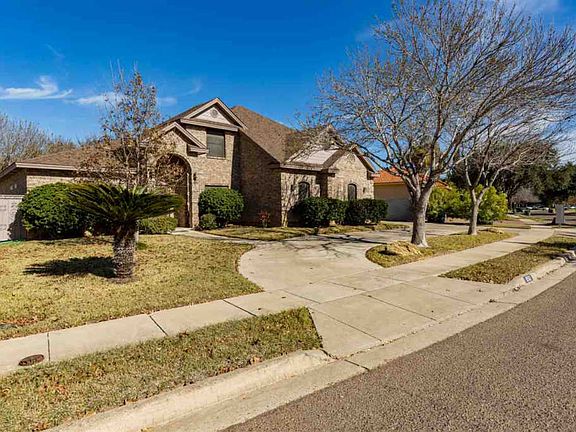 4th image of 8501 Crownwood Dr