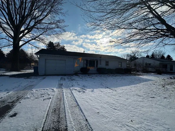 1075 N 100 E, Chesterton, IN 46304