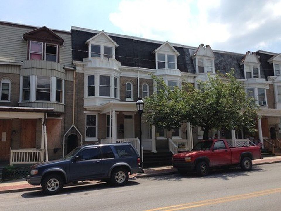 1st image of 640 W Princess St #2