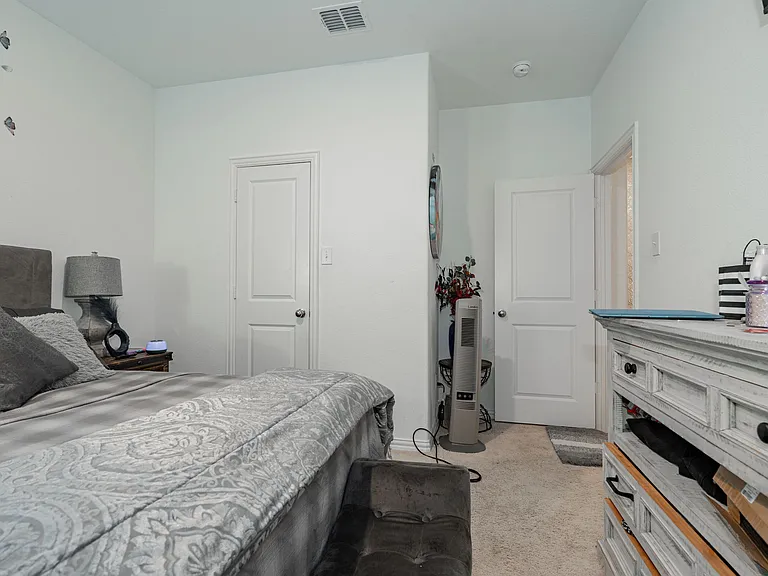 1034 Manuel Dr — Photo 20